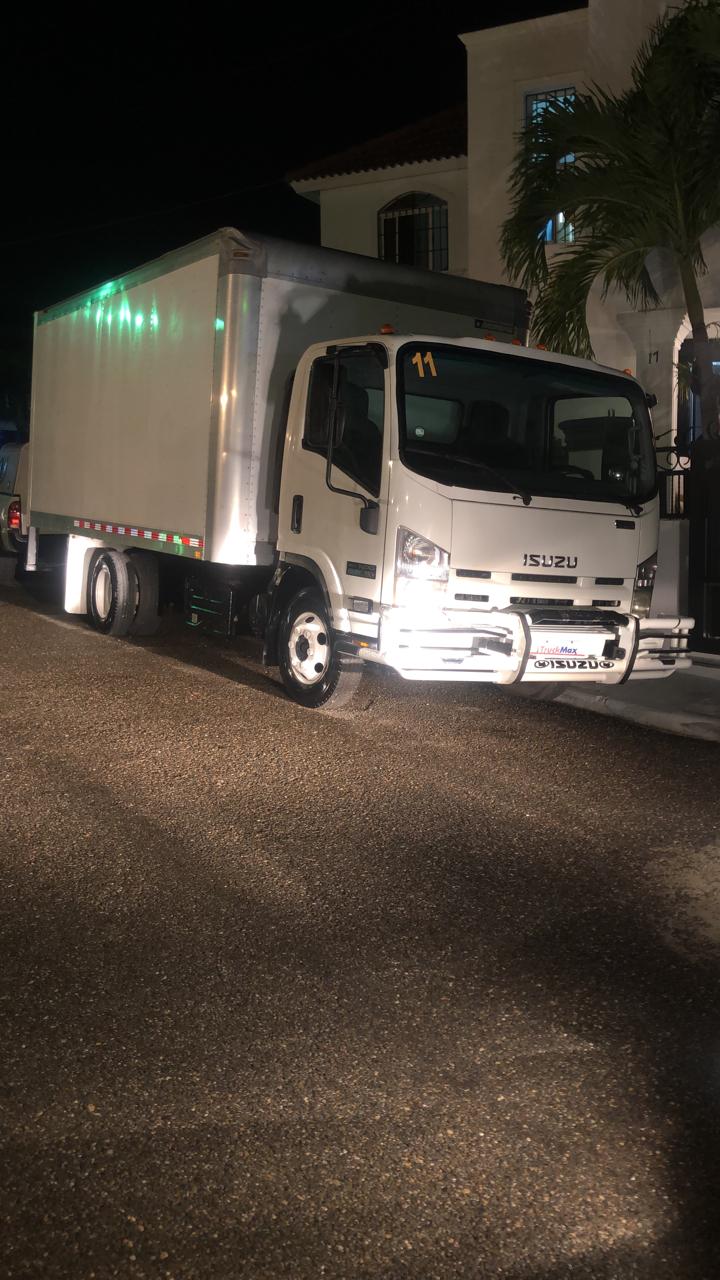 camiones y vehiculos pesados - Camión Isuzu 
