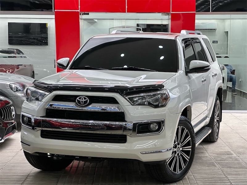 jeepetas y camionetas - Toyota 4runners 2018 Limited 4x4
