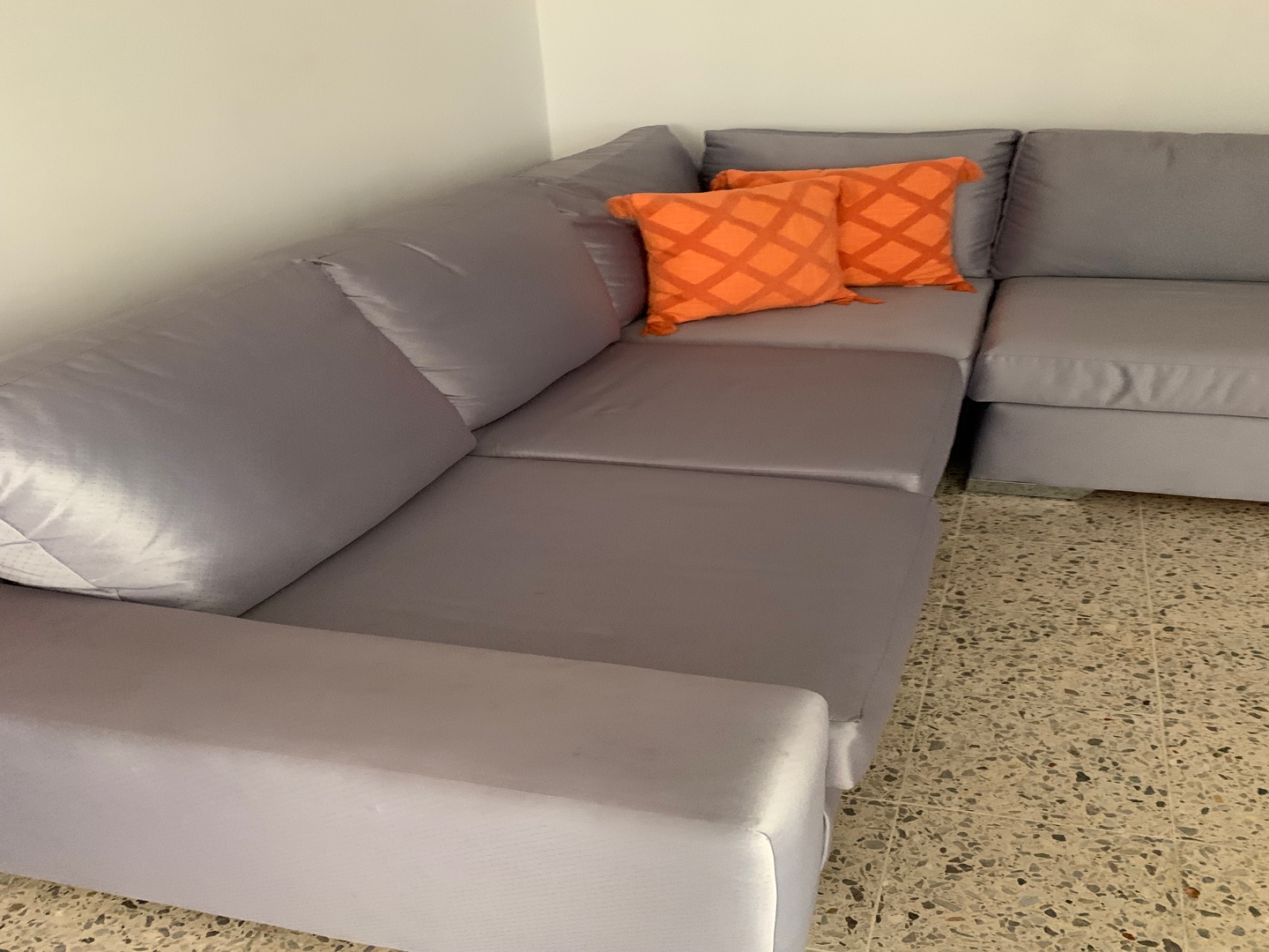 muebles y colchones - Mueble tipo L  color gris plata      5