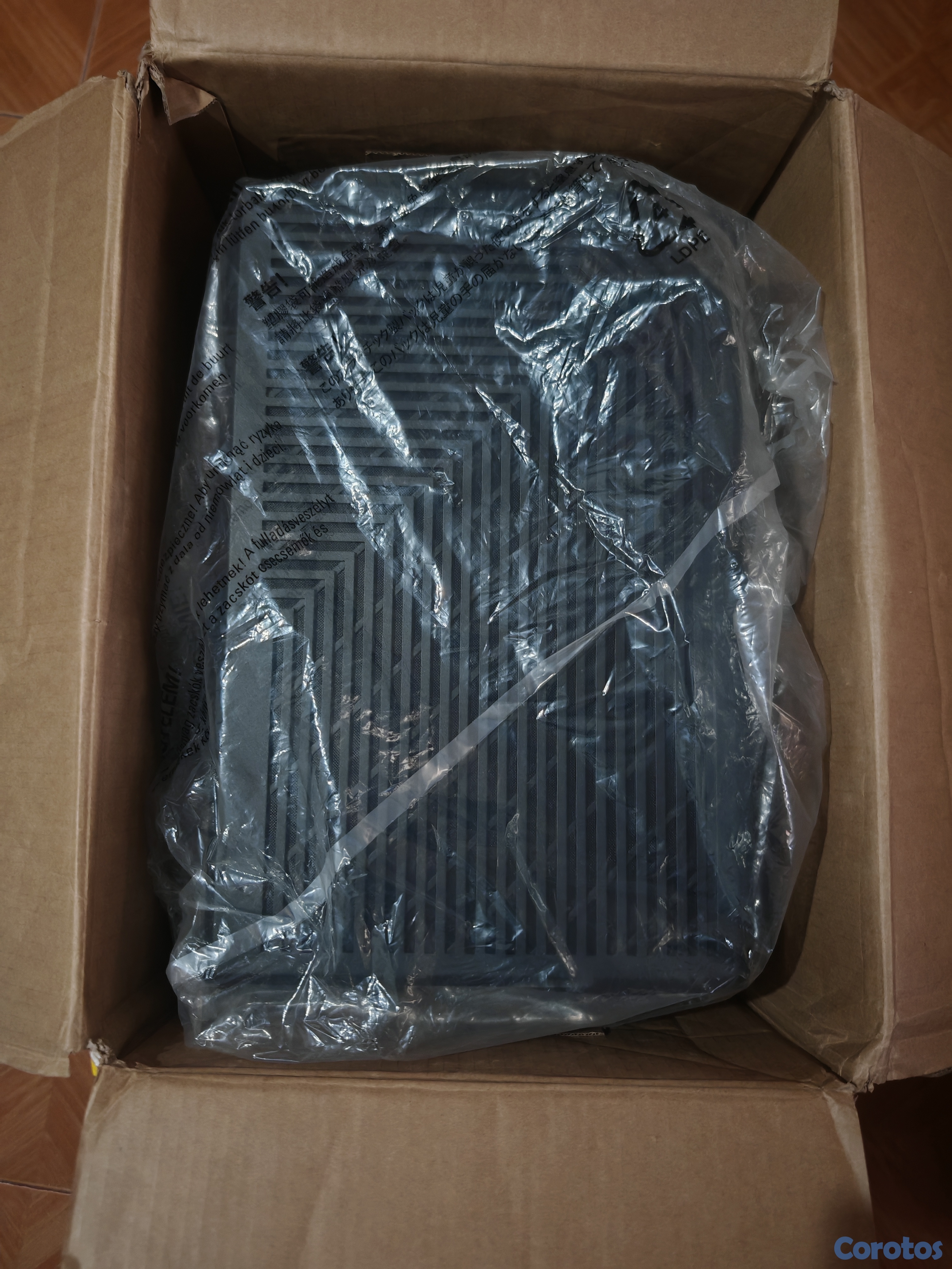 otros electronicos - Case HYTE Y60 LCD 3