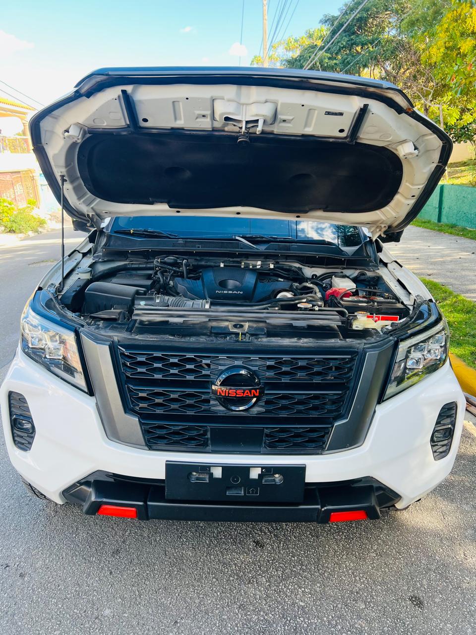 jeepetas y camionetas - Nissan frontier pro x 2022 7