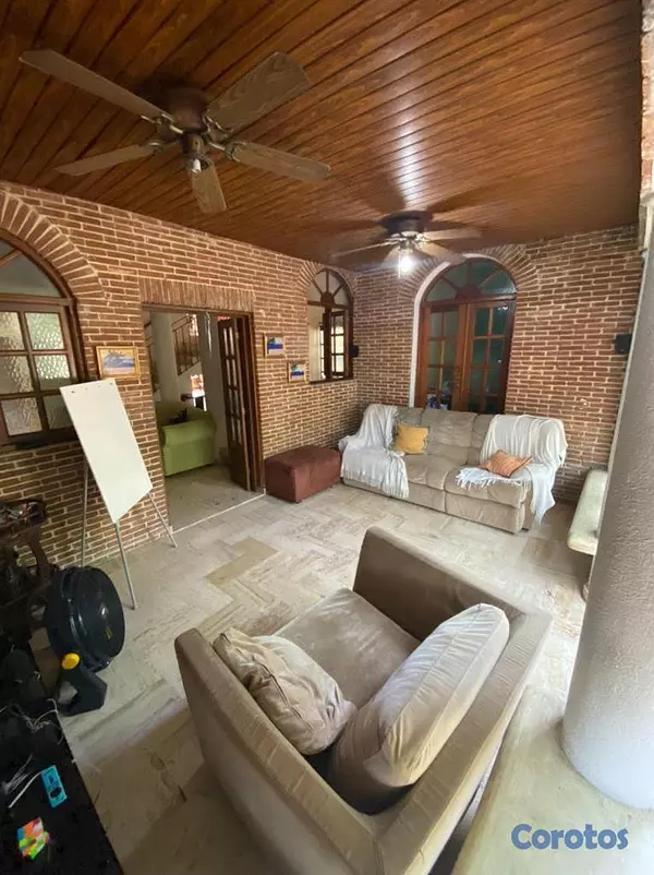 casas - Casa en venta con 758.6M2 de terreno-Sector Los Rios 4
