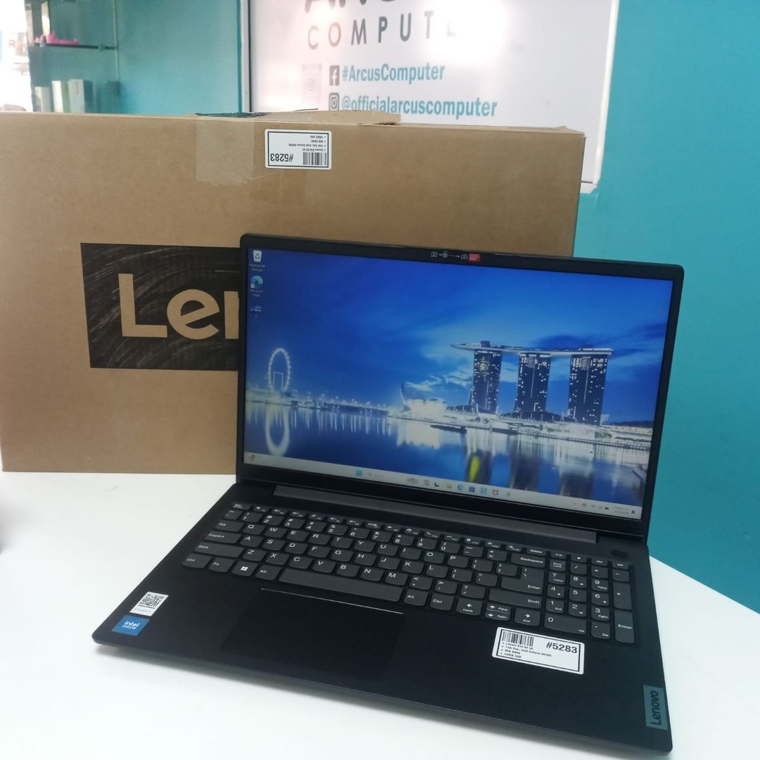 computadoras y laptops - Laptop, Lenovo V15 G2 IJL / 11th Gen, Intel Celeron N4500 / 8GB DDR4 / 128GB SSD 2