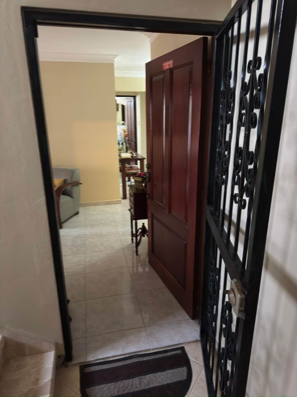 apartamentos - SE ALQUILA APARTAMENTO AMUEBLADO AV INDEPENDENCIA 9