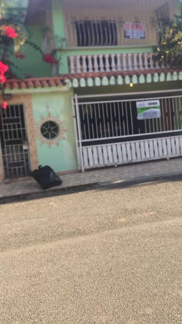 casas - vendo 
casa  Santo Domingo este 
Prado oriental 8
