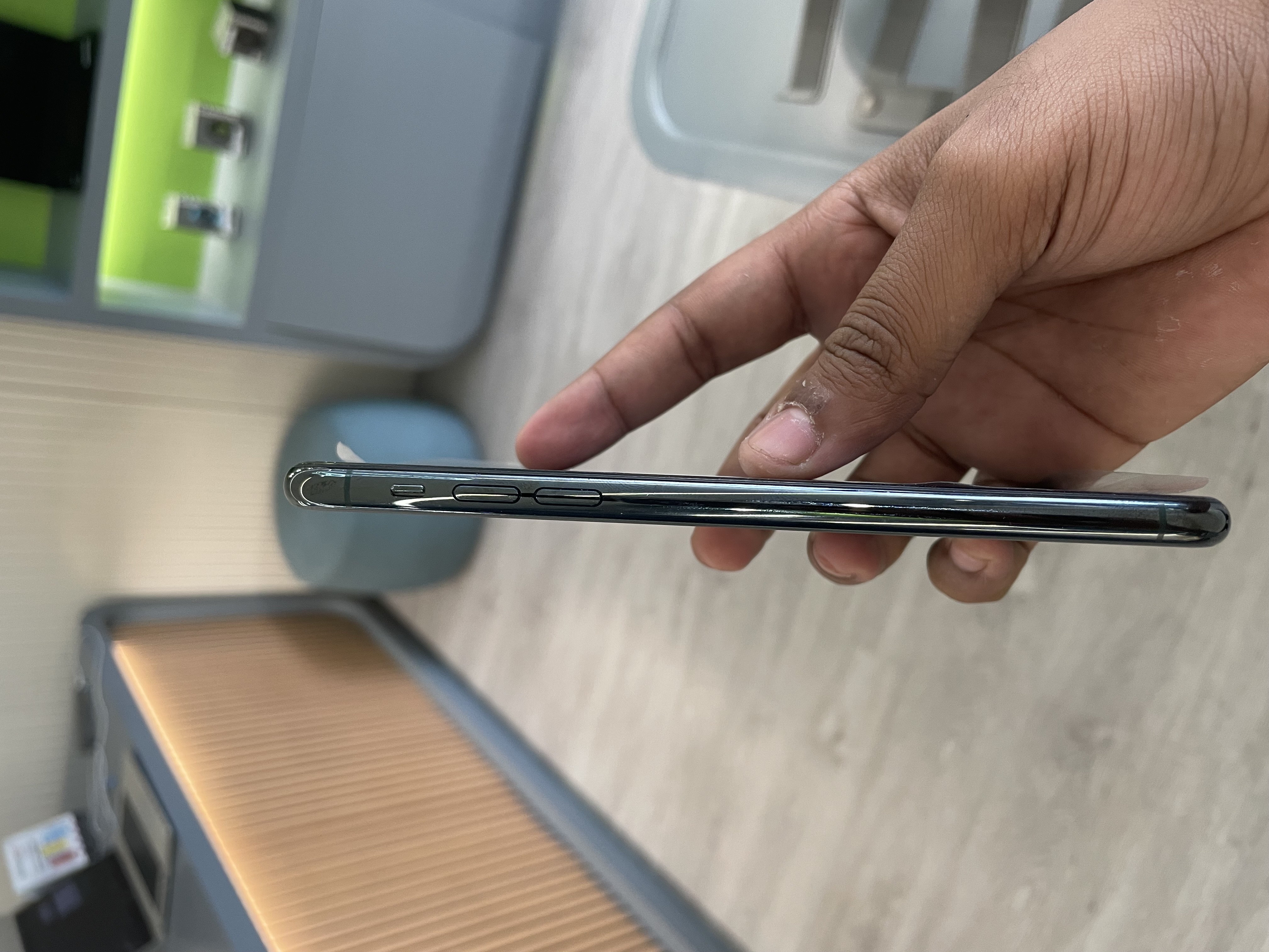 celulares y tabletas - IPHONE 11 PRO MAX 64GBBATERÍA 100% 4