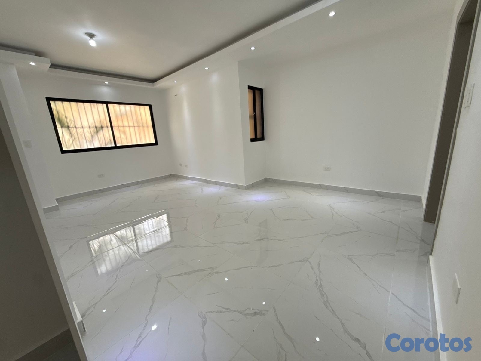 apartamentos - vendo independencia varios niveles una habitación baño parqueo área de lavado  7