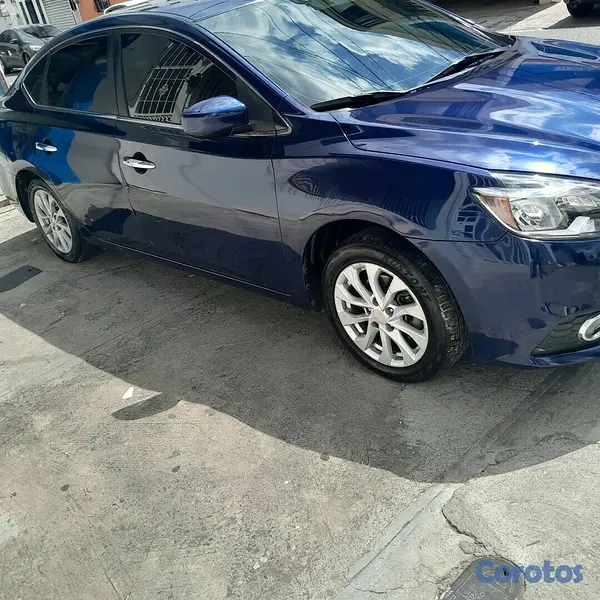 carros - Nissan Sentra SV 2018 en Piel 3