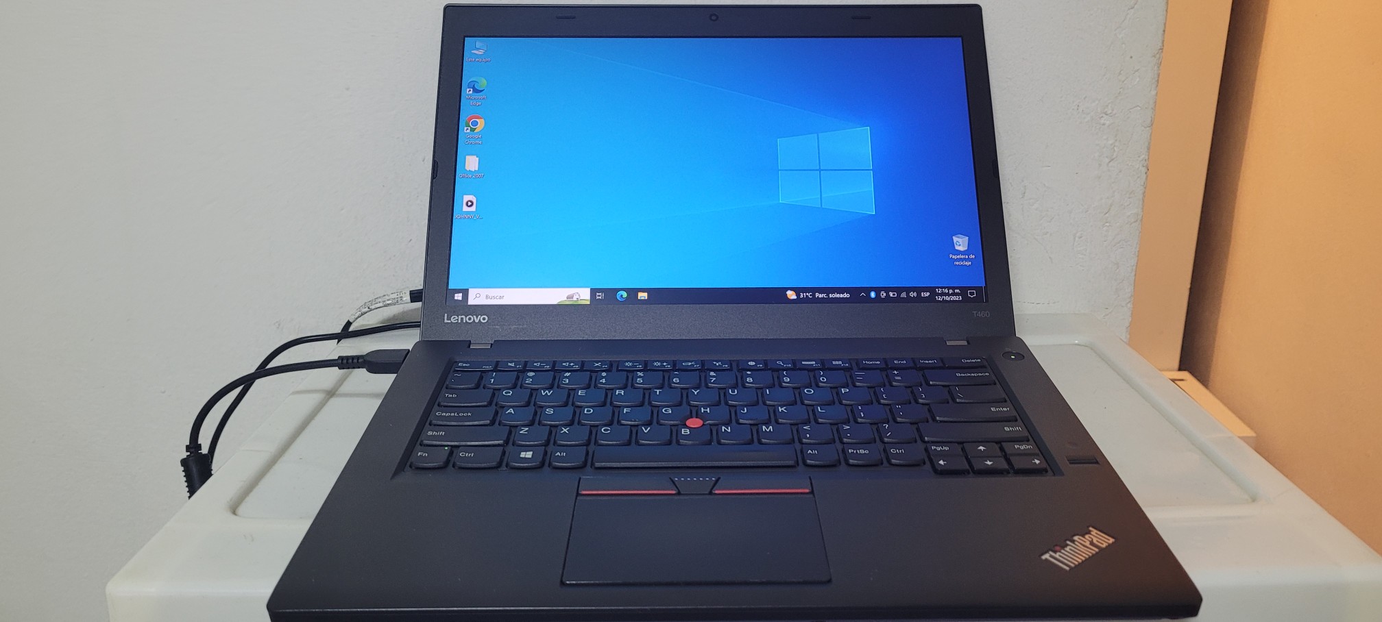 computadoras y laptops - Lenovo thinKpad T460 14 Pulg Core i5 6ta Ram 8gb DDR4 Disco SSD 256GB WIFI