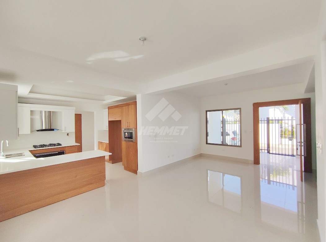 casas - CASA ESTRENAR PROYECTO CERRADO EMPORIUM DORADO SANTIAGO  1