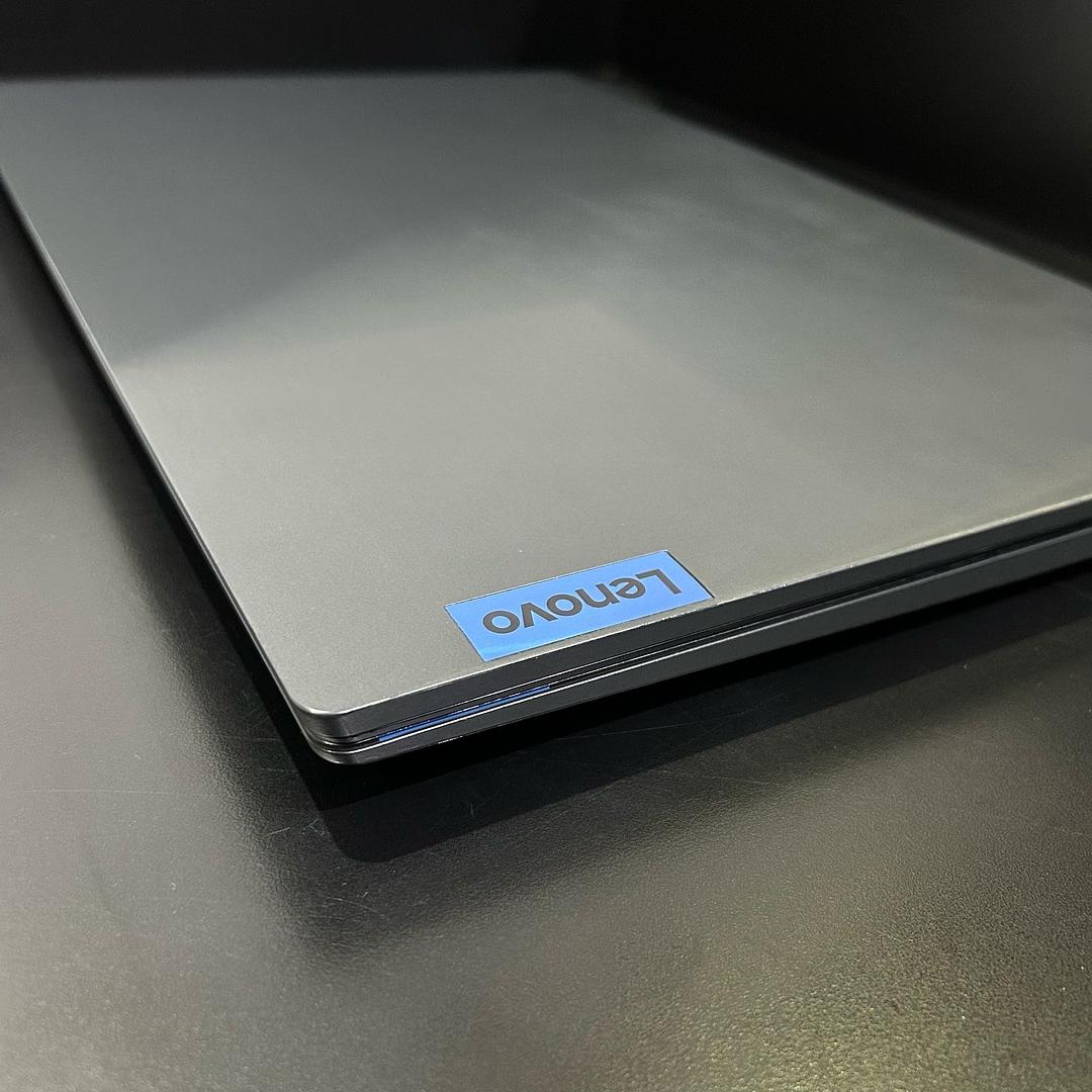 computadoras y laptops - Lenovo Idepad 3 Gaming 17.3”.I7 9na Gen. 1TB de HDD y 128GB de SSD.8GB RAM 2