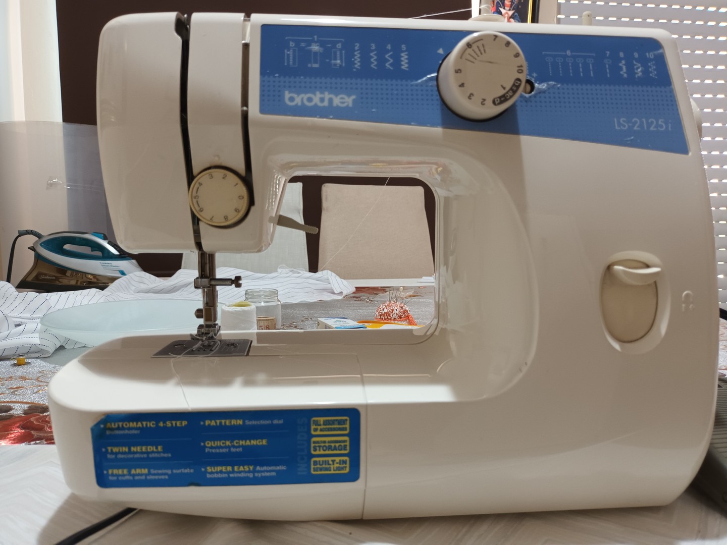 equipos profesionales - Maquina de coser  1