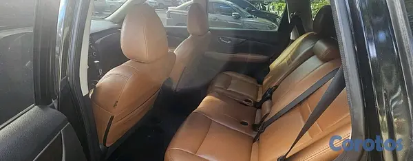 jeepetas y camionetas - Nissan rouge 2014 6
