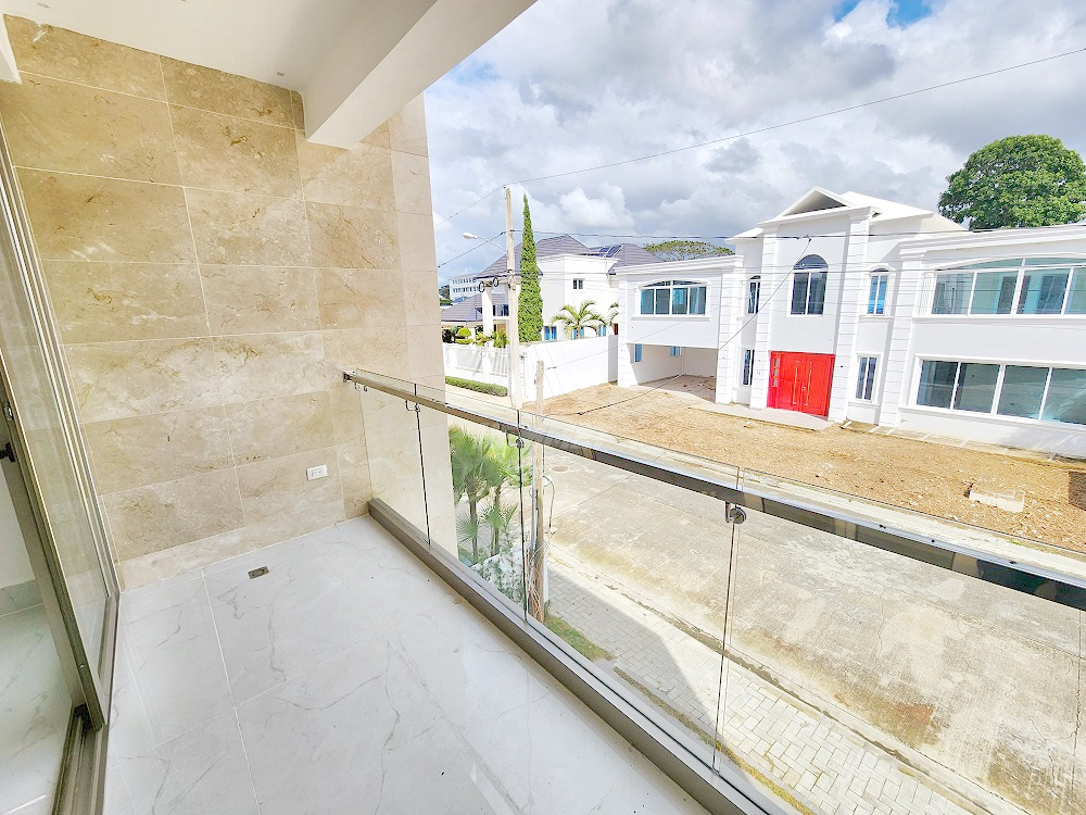 casas - CASA ESTRENAR PISCINA PRIVADA DONA ISABEL G. STGO 2