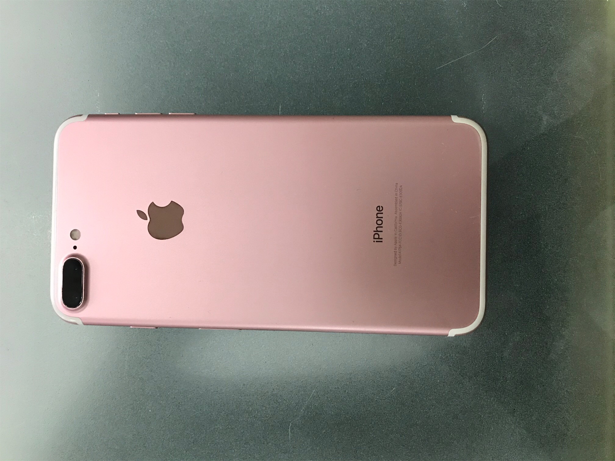 celulares y tabletas - Iphone 7 Plus Factory Unlock 128 GB.
