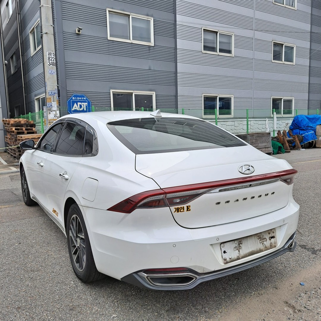carros - HIUNDAI GRANDEUR 2020 BLANCO  4