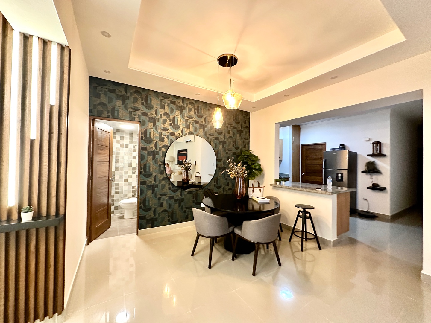 apartamentos - Apartamento en venta de 3 habitaciones en Evaristo Morales 2