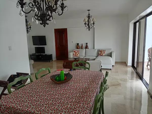 apartamentos - Alquiler en Urb. Real  Amueblado  3