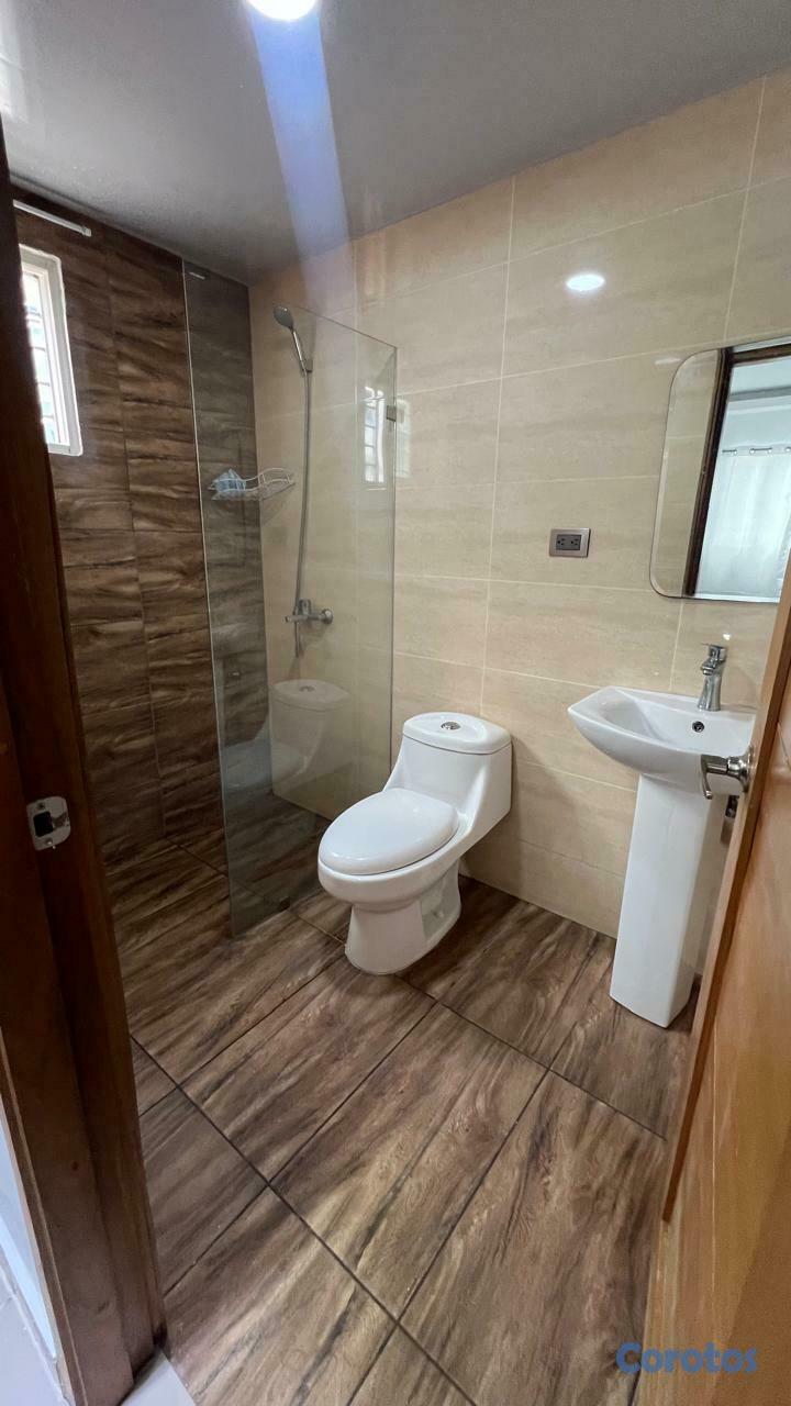 apartamentos - Apto 2do piso en venta, totalmente amueblado en Residencial ADONAY XXXIV 8