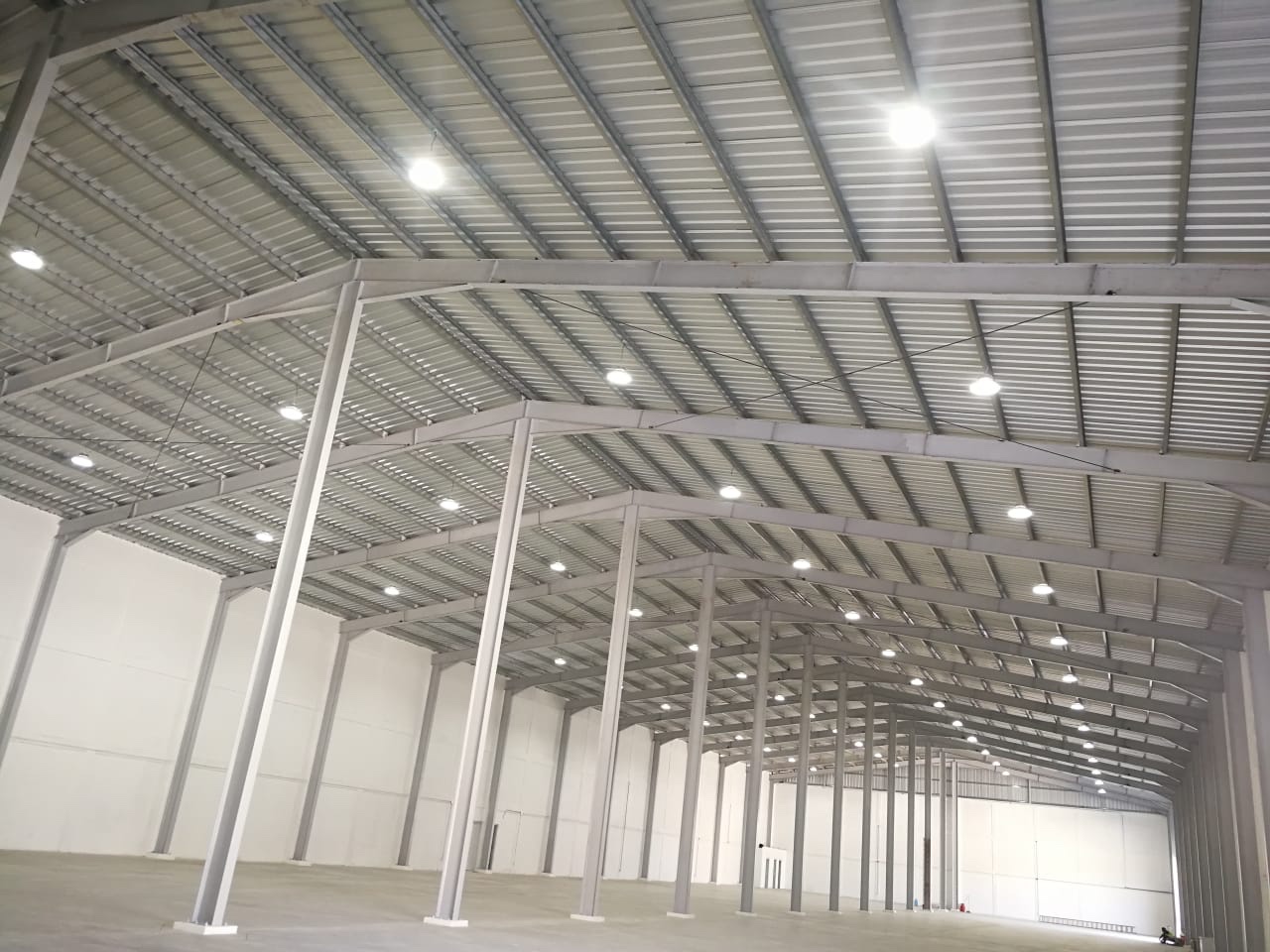 oficinas y locales comerciales - Alquilo nave hato nuevo  2