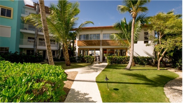 apartamentos - Venta de apartamento primera línea de playa en Bavaro punta cana 7