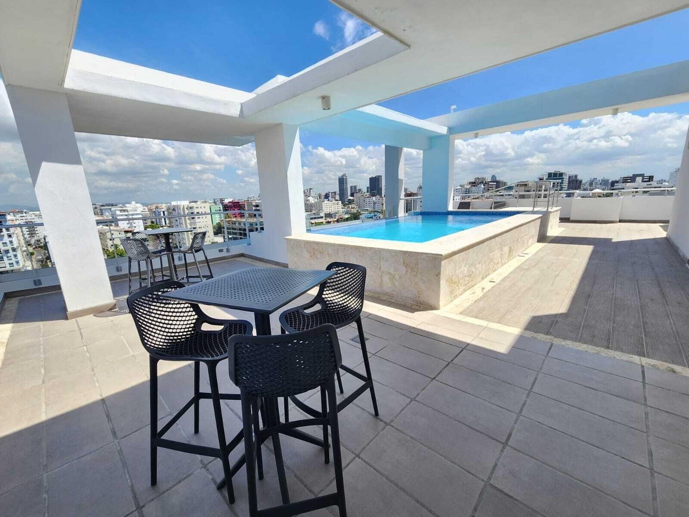 apartamentos - Apartamento en alquiler en la zona Evaristo Morales Dos habitaciones. 8