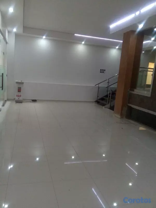 oficinas y locales comerciales - LOCAL COMERCIAL 2
