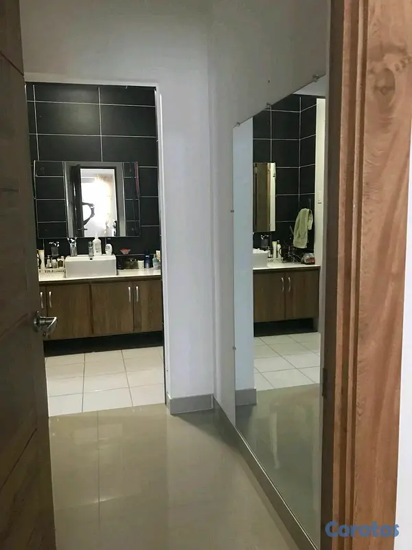 apartamentos - Vendo Apartamento en la Julia  7