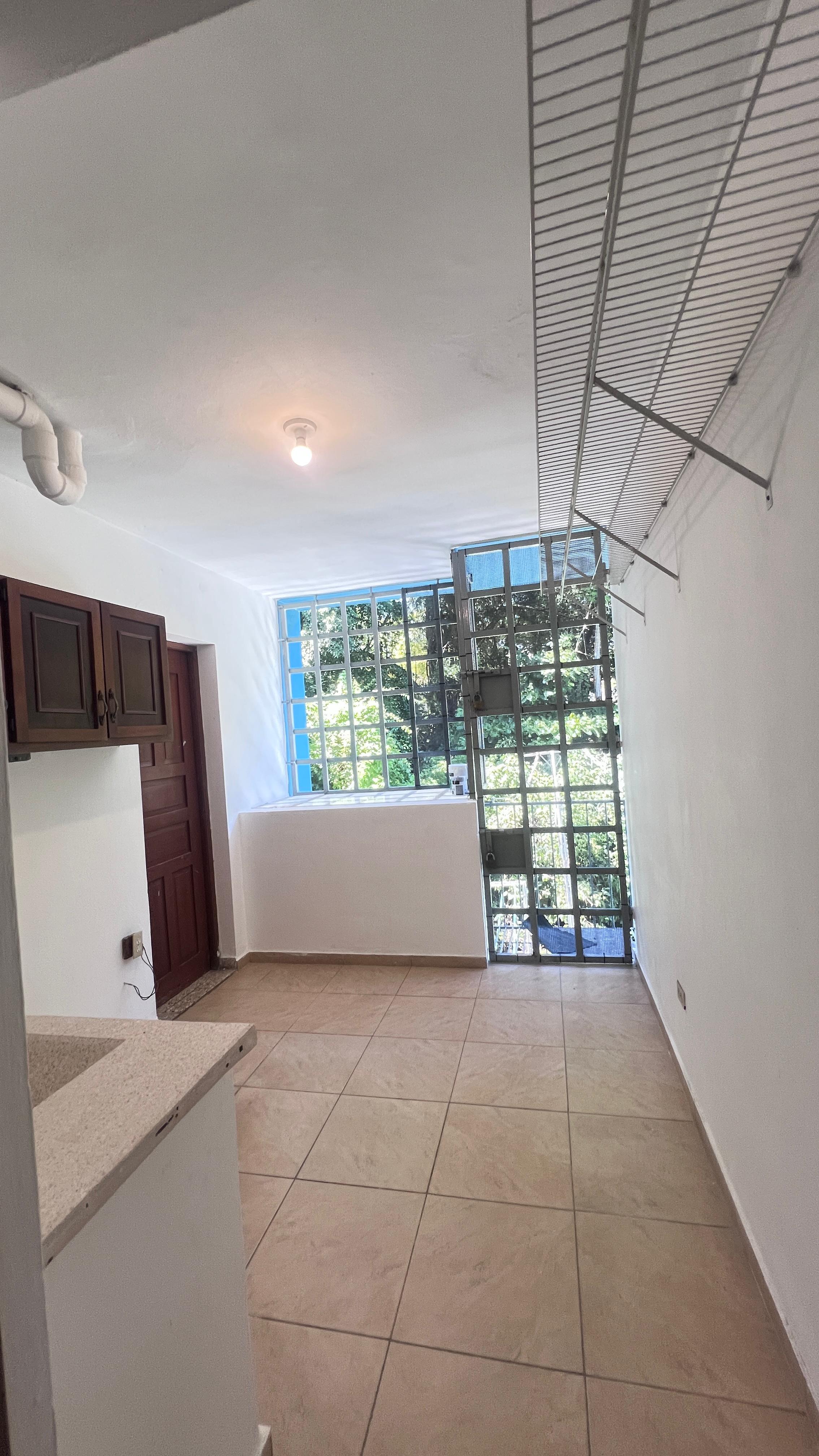 apartamentos - Apartamento en Ensanche La Julia  | MH-3215 8