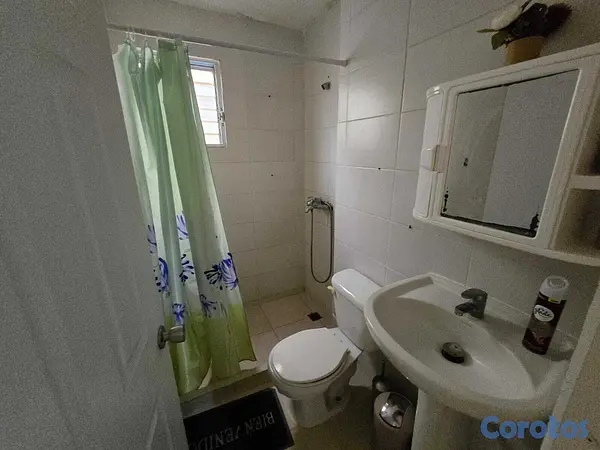 apartamentos - Apartamento en la Jacobo Majluta 1er piso  8