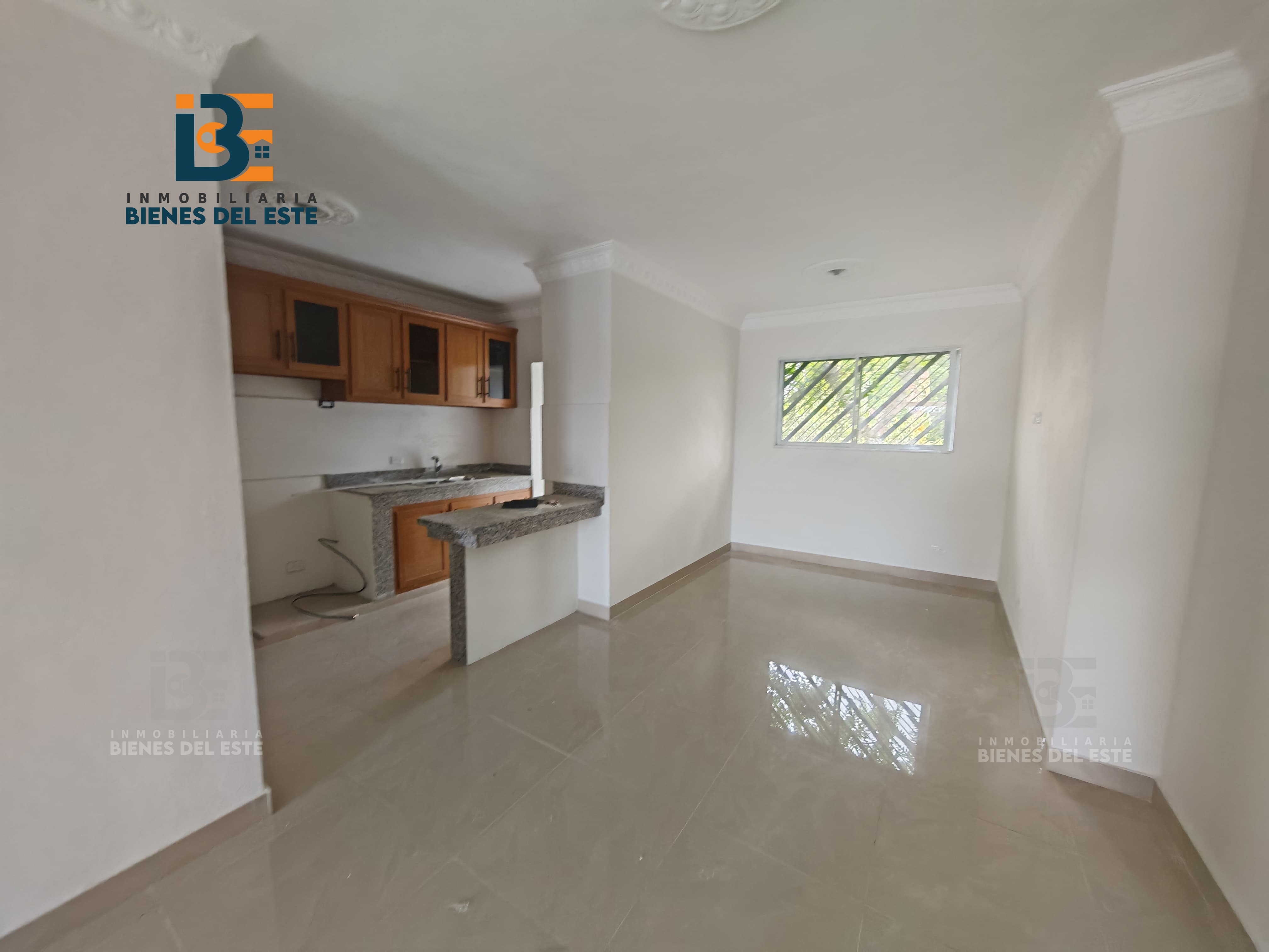 apartamentos - Se Alquilan Apartamentos de Tres habitaciones  6