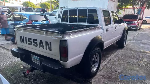 jeepetas y camionetas - Nissan Frontier NP300 2014 5