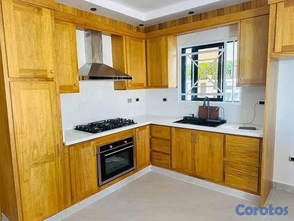 casas - CASA MODERNA DE LUJO EN VENTA – NUEVA Y PRÓXIMAMENTE LISTA 2