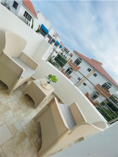 casas vacacionales y villas - Rento lujosa villa en Juan Dolio con piscina privada a 3 minutos de la playa!! 4