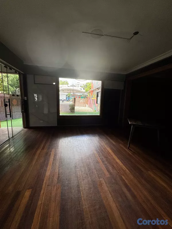 oficinas y locales comerciales - LOCAL COMERCIAL  5