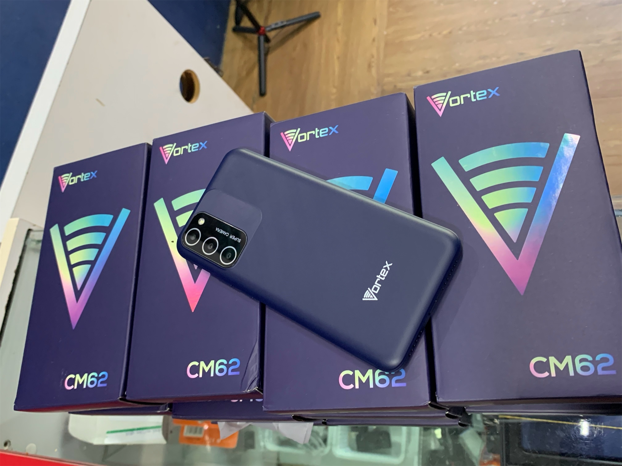 celulares y tabletas - VORTEX CM62 3