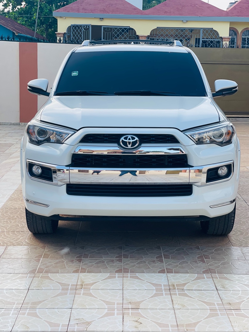 jeepetas y camionetas - 4Runner 2016 Limited Americana 4X4 Clean Carfax 