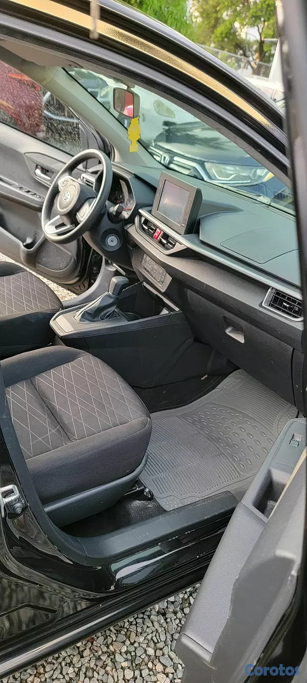 carros - TOYOTA AGYA 2024 4
