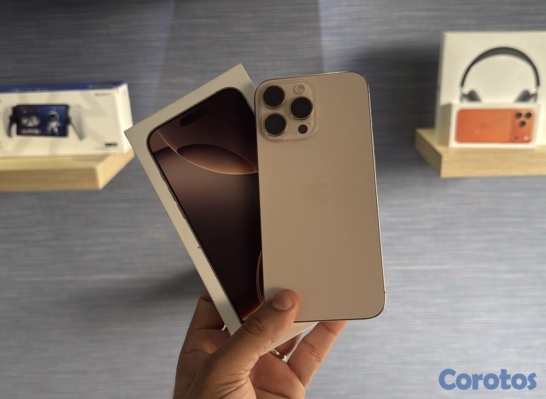 celulares y tabletas - iPhone 16 Pro Max 256GB Desblo Altice RD$ 54,500 N 1