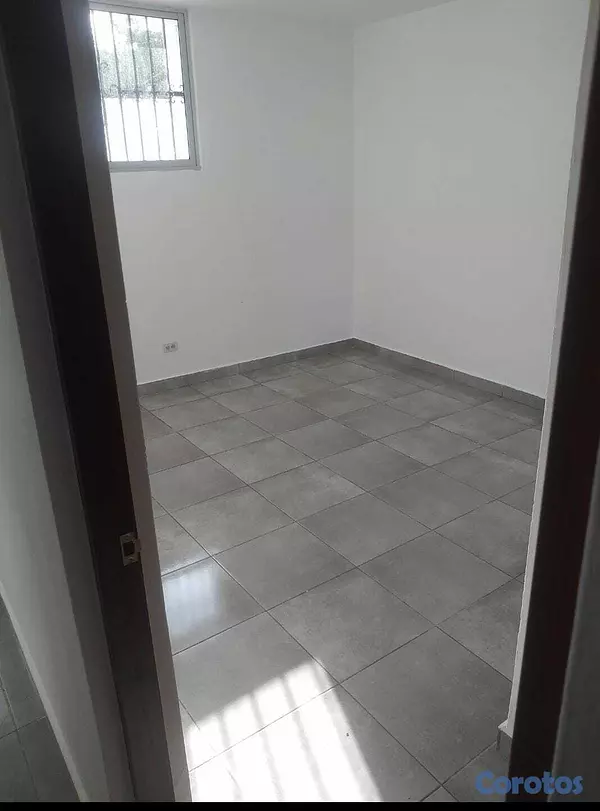 casas - Hermosa casa en excelente sector 4
