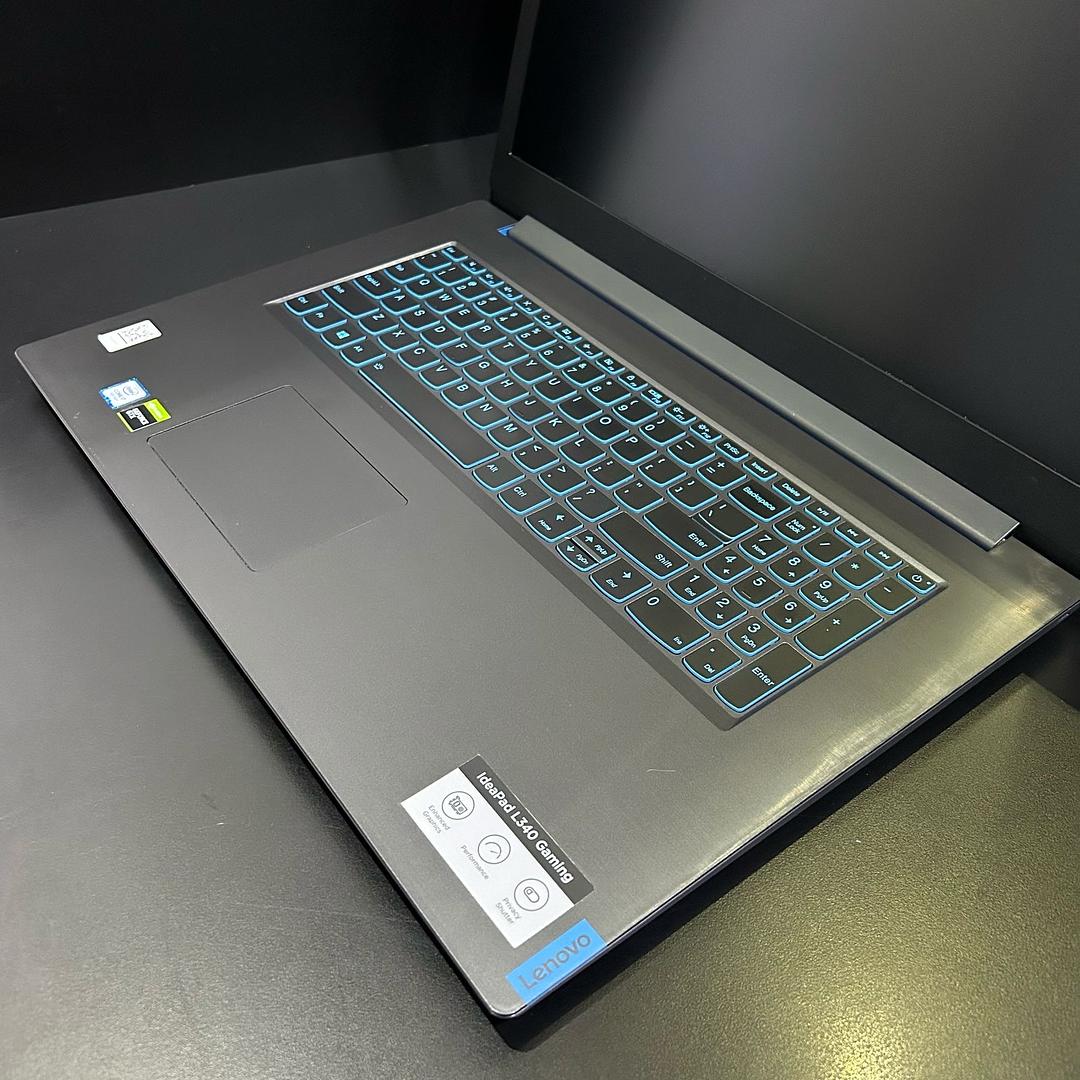 computadoras y laptops - Lenovo Idepad 3 Gaming 17.3”.I7 9na Gen. 1TB de HDD y 128GB de SSD.8GB RAM 3
