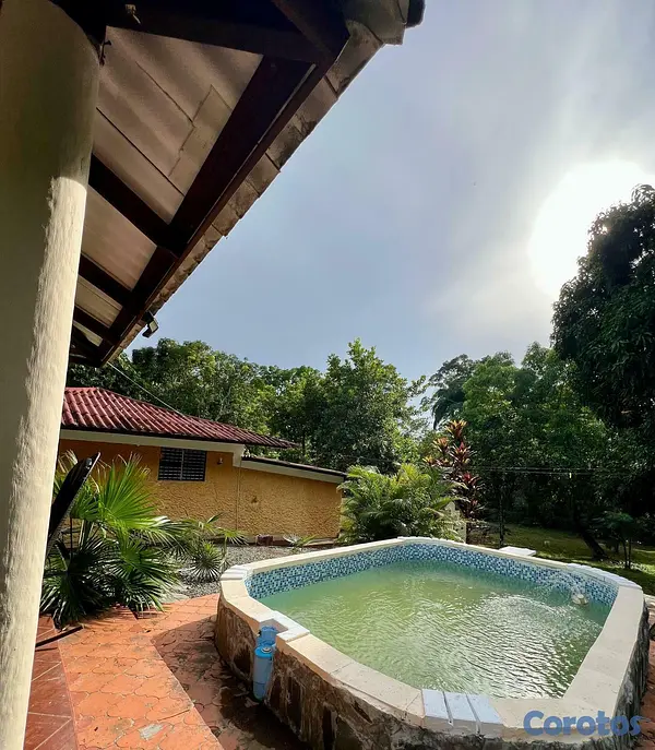 casas vacacionales y villas - Villa de 4 habitaciones con estilo colonial  4