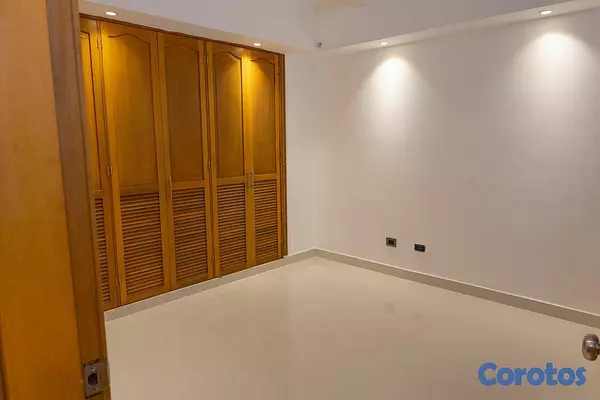 apartamentos - Apartamento Remodelado en Torre Clásica – La Esper 8