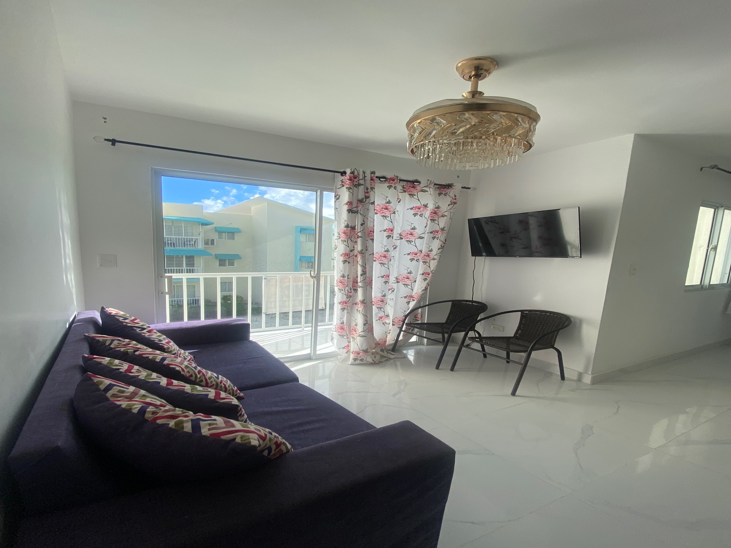 apartamentos - Alquilo Apartamento Semi Amueblado Res,Las cayenas en Bávaro Punta Cana
