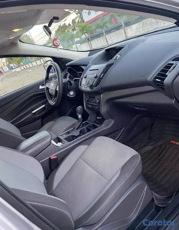 jeepetas y camionetas - Ford escape a la venta 5