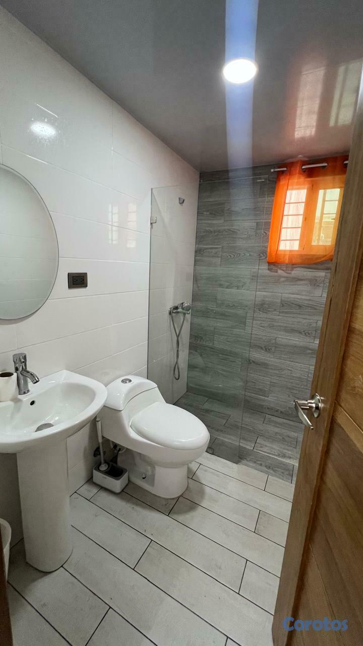 apartamentos - Apto 2do piso en venta, totalmente amueblado en Residencial ADONAY XXXIV 9