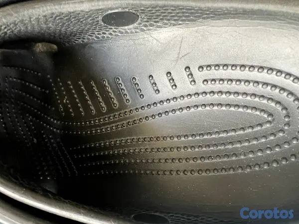 ropa y zapatos - Crocs originales 4