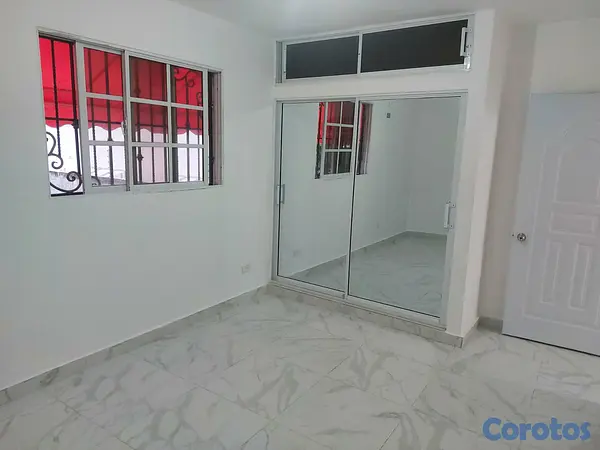 apartamentos - Alquilo Apartamento 2do Nivel como nuevo Zona Oriental 3