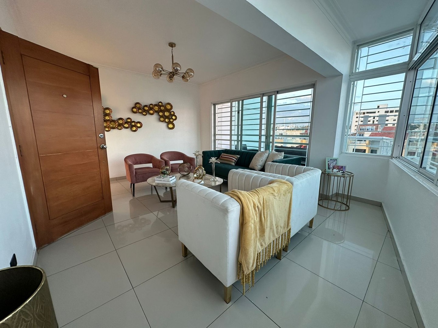 apartamentos - Vendo apartamento en La Independencia klm 7 
 1