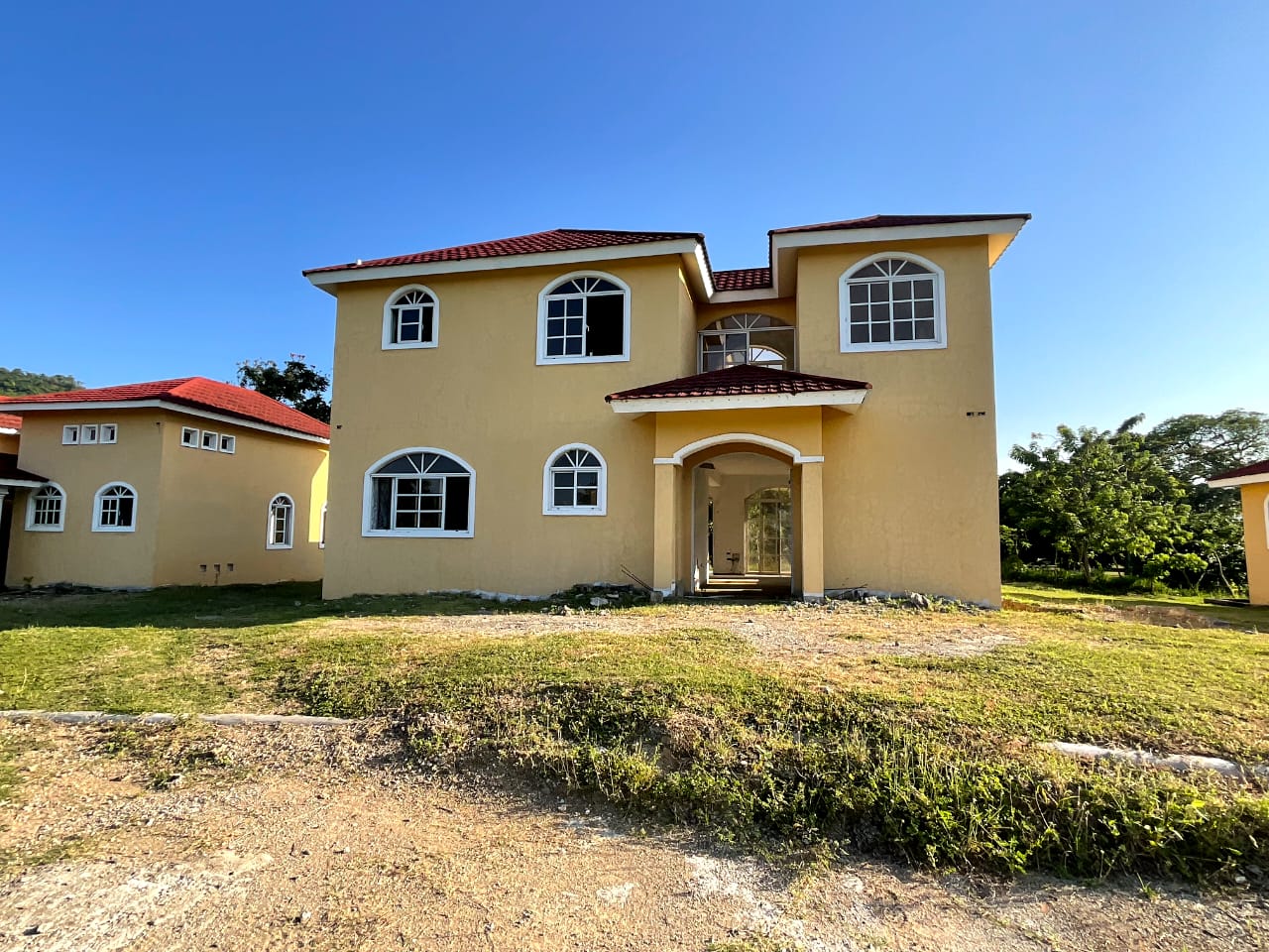 casas vacacionales y villas - VILLA ESPACIOSA EN VENTA EN  MAIMON, PUERTO PLATA. 5